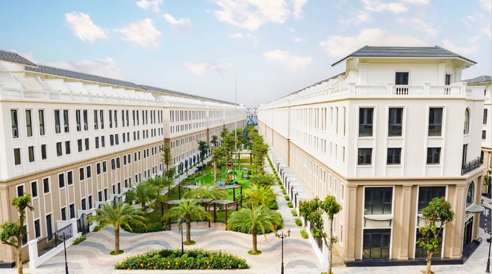 Liền kề thời đại 17, 18