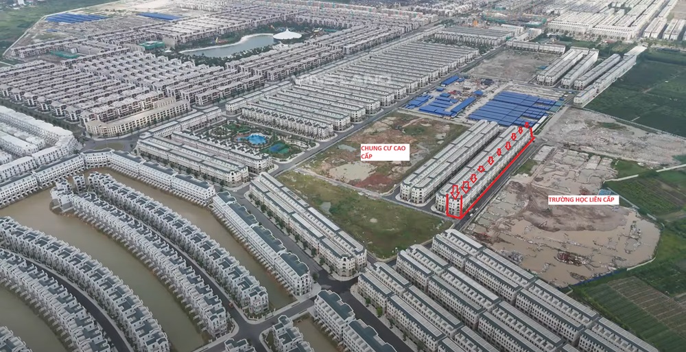 Bán liền kề Vịnh Tây 13 Vinhomes Ocean Park 3 The Crown Hưng Yên giá cắt lỗ